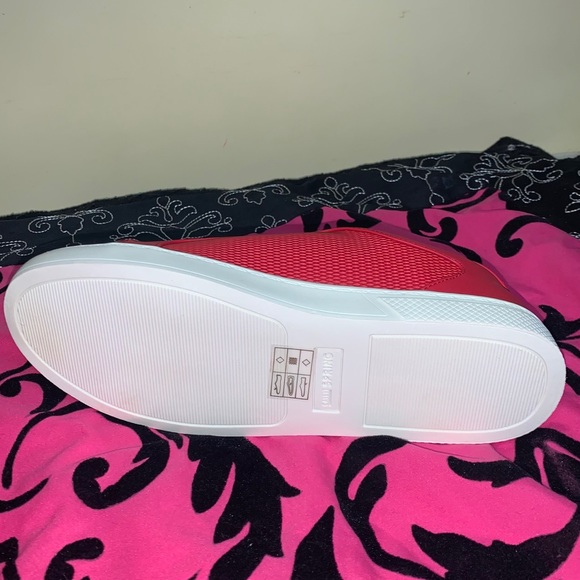 BRAND NEW STEWY sneakers - Picture 13 of 15